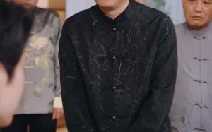 《被净身出户后我身份曝光了》（83集）短剧免费畅享全集观看