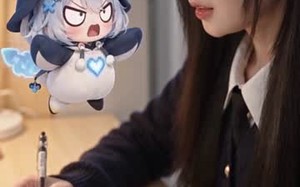 《穿成清冷校草的粘人精前女友》（101集）短剧精彩全集速来围观
