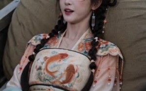 《团宠小师妹有空间》（80集）短剧全集看个够过瘾