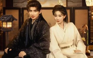 《慌摆烂后小咸鱼她被迫登基了》（74集）看短剧全集欢乐不停歇