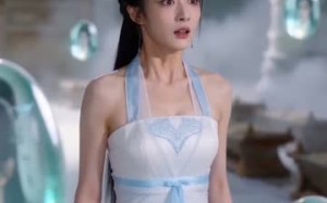 《冷艳师尊挖我骨，反手让她扶墙哭》（67集）短剧全集在线免费追