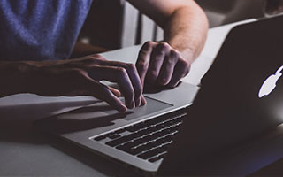 《夫人助我踏巅峰》（70集）短剧全集在线追剧不停