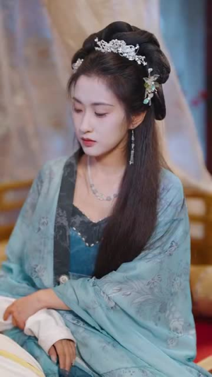 重生公主美又飒(34集) 重生公主美又飒(34集)河马免费短剧