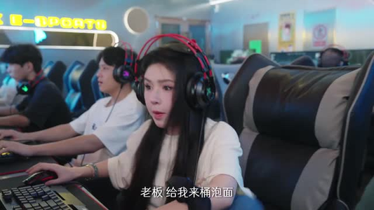 废柴父女翻身记(6集) 废柴父女翻身记(6集)第一集