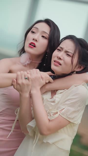 醉后爱上你(36集) 醉后爱上你(36集)原创精彩短剧