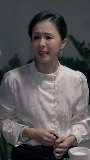 千金归来她成了大佬们的心尖宠(57集) 千金归来她成了大佬们的心尖宠(57集)爆款热门短剧