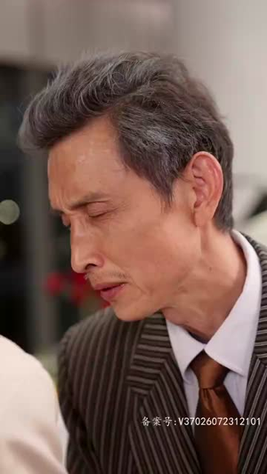女扮男:靠近云端的你(71集) 女扮男:靠近云端的你(71集)短剧追到爽
