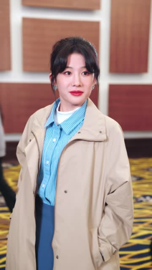 掉马后我成了老公白月光(30集) 掉马后我成了老公白月光(30集)追风的女孩短剧
