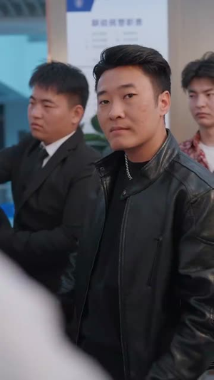 网暴漩涡,世家天团齐出手(86集) 网暴漩涡,世家天团齐出手(86集)让你一口气看完