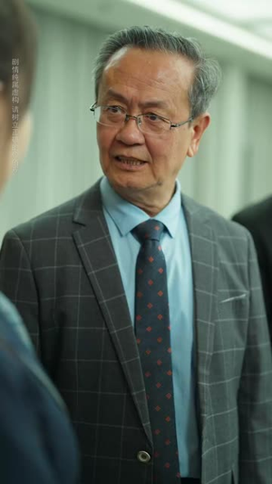 重返十八岁我来执掌名门家族 (60集) 重返十八岁我来执掌名门家族 (60集)热播短剧重燃