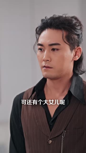 网恋翻车后我成了顶流(75集) 网恋翻车后我成了顶流(75集)热门短剧又来了