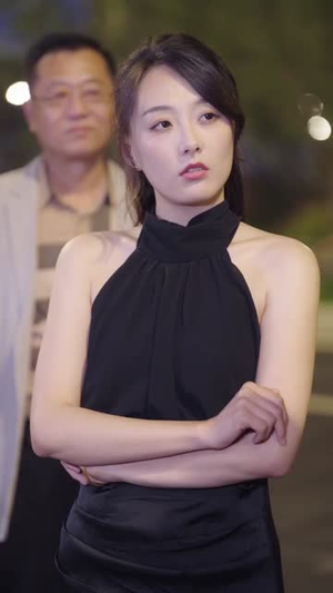 魔鬼上司变后妈老爹你真行 (76集)  魔鬼上司变后妈老爹你真行 (76集) 热播短剧来袭