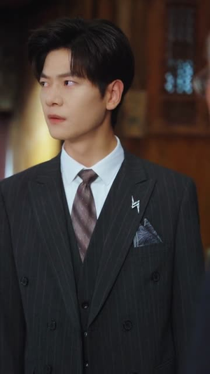 玉石之王我的透视能捡漏（80集）热门短剧来袭