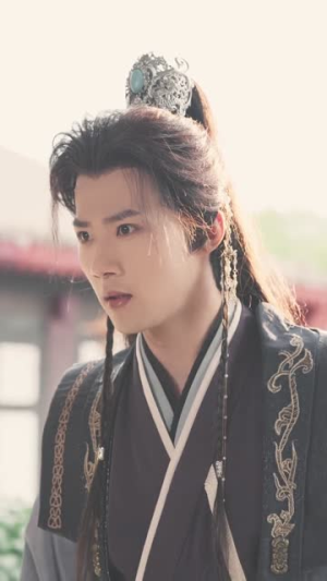 棠梨映雪迟（61集）热门短剧看不停