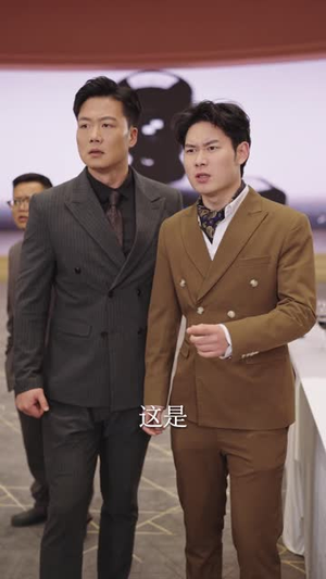 战神房东：开局女总裁上门求合租（78集）番茄短剧免费看