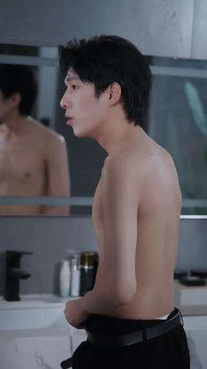 让你当保安，你去泡美女校花（80集）精彩短剧热播中