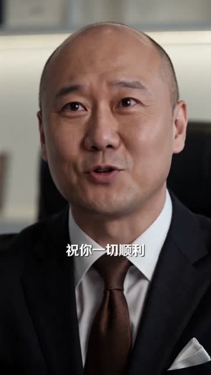 她低调三年，一战封神（60集）短剧热播推荐