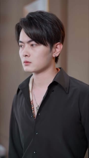 被未婚妻的男闺蜜污蔑，我火速分手（50集）热门短剧大全