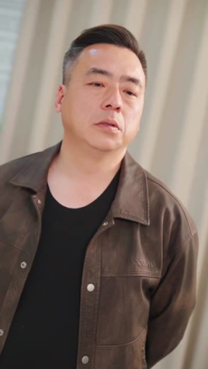 救命!我靠吹牛把黑帮端了(79集) 救命!我靠吹牛把黑帮端了(79集)精彩短剧分享。
