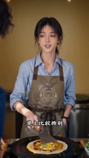 穿成炮灰后我摊煎饼拯救世界（38集）精彩短剧后续