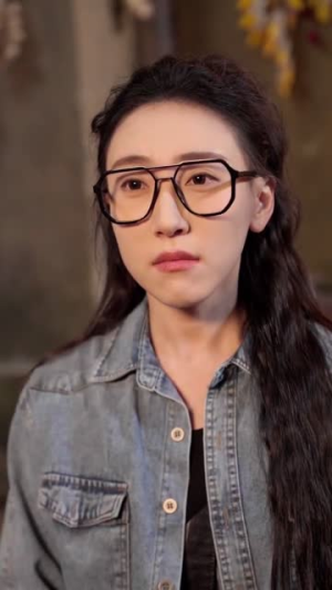我穿书后撑起姊妹们的家(71集) 我穿书后撑起姊妹们的家(71集)古装热门短剧