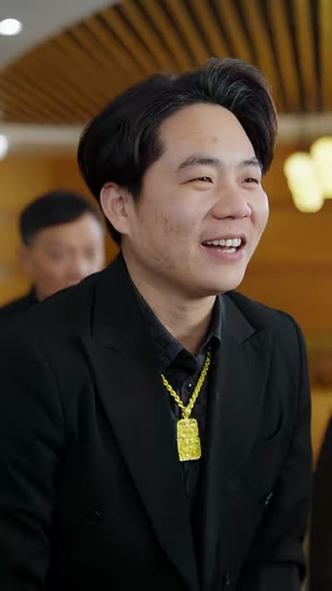 都市仙尊：宿命婚约（80集）女主角是谁